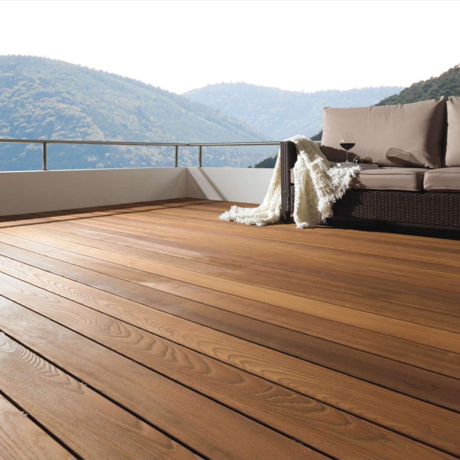 Thermoholz Terrassendielen