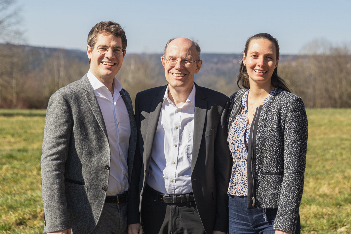 Familie: Wolfgang Kömpf zusammen mit seinen Kindern Daniel und Sarah